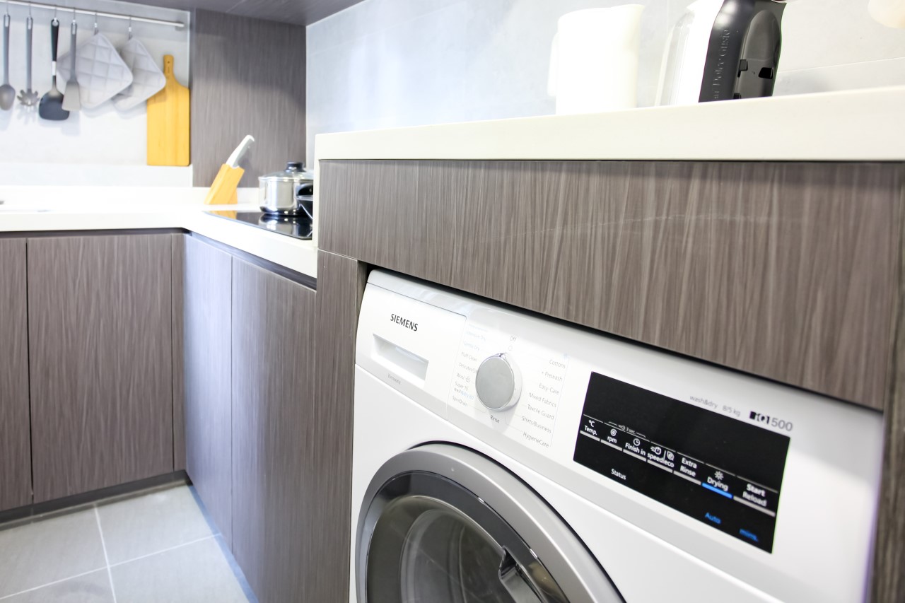 2 bedroom serviced apartment Hong Kong in Tai hau with washing machine