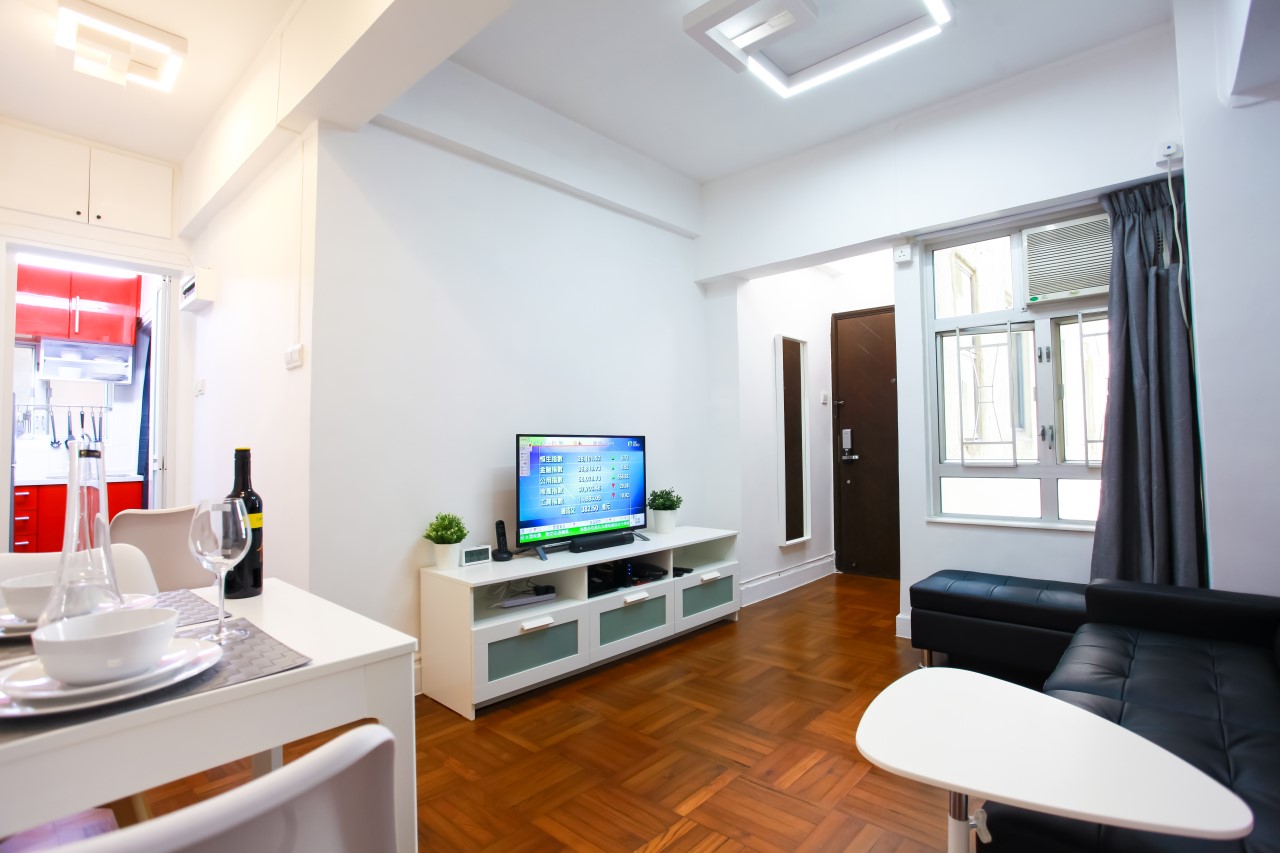 2 bedrooms apartment in Tin Hau with modern furnishing