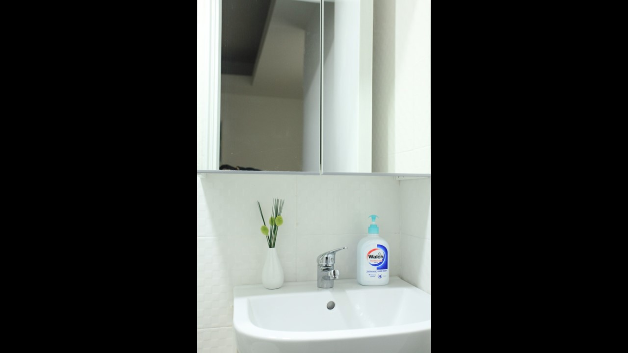 Modern Bathroom in 2 bedrooms Hong Kong serviced apartment quarry bay