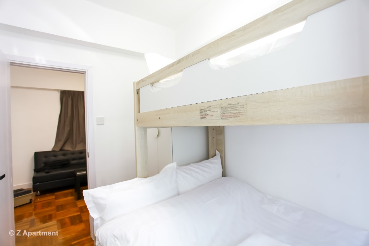 Bunk bed with white wardrobe combination in Fortress Hill 2 bedrooms Hong Kong serviced Apartment