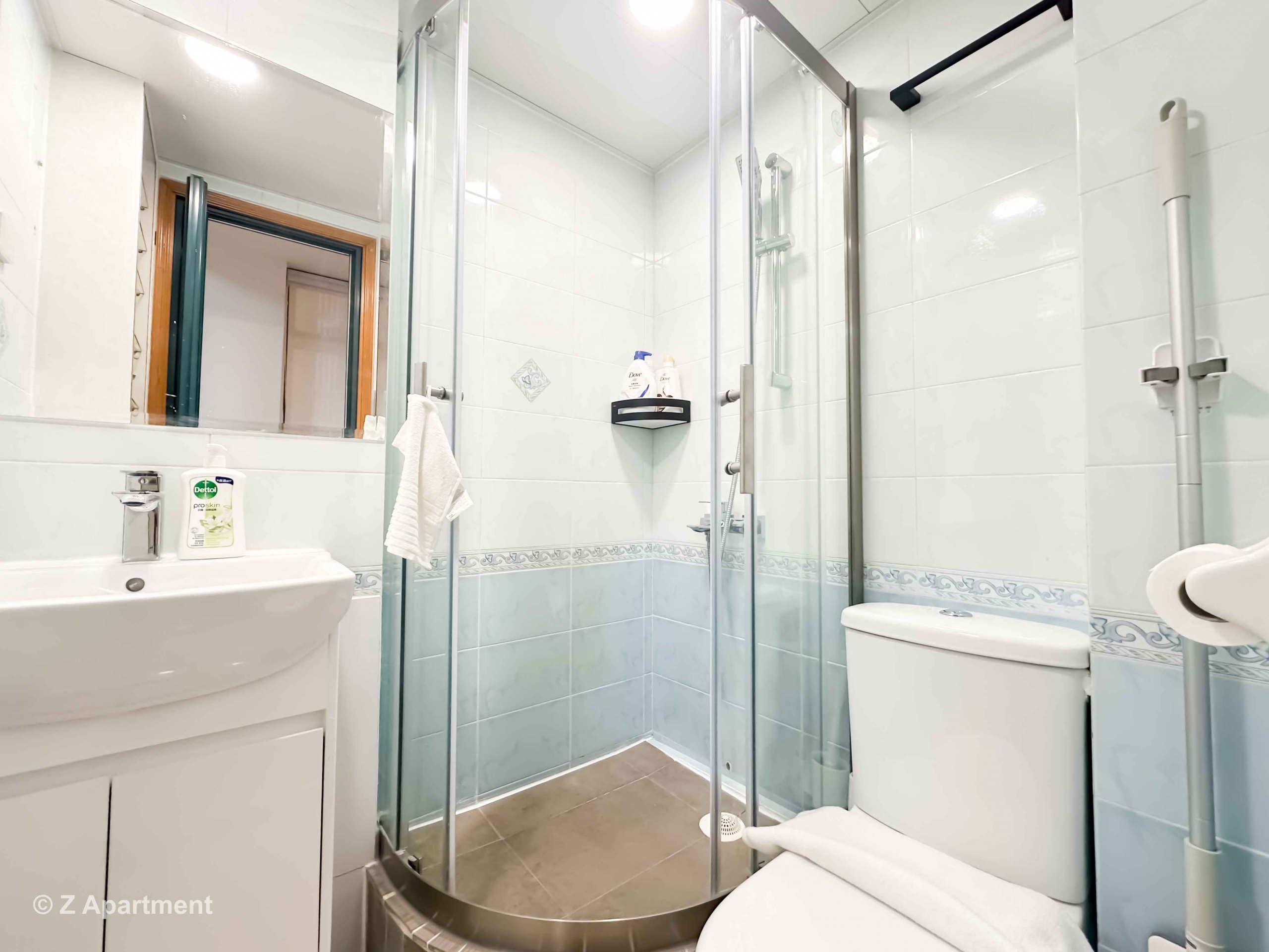 Modern Bathroom in 2 bedrooms Hong Kong serviced apartment Tin Hau